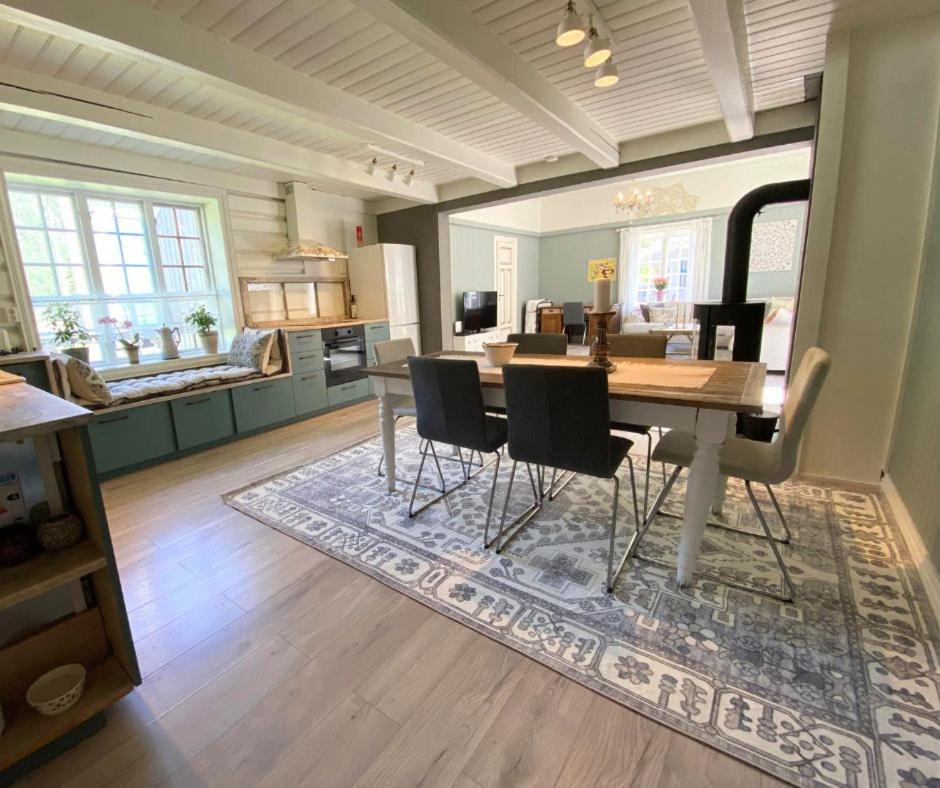 Dalen - Full House With Two Bedrooms, Patio, Garden And Central Location Exterior photo